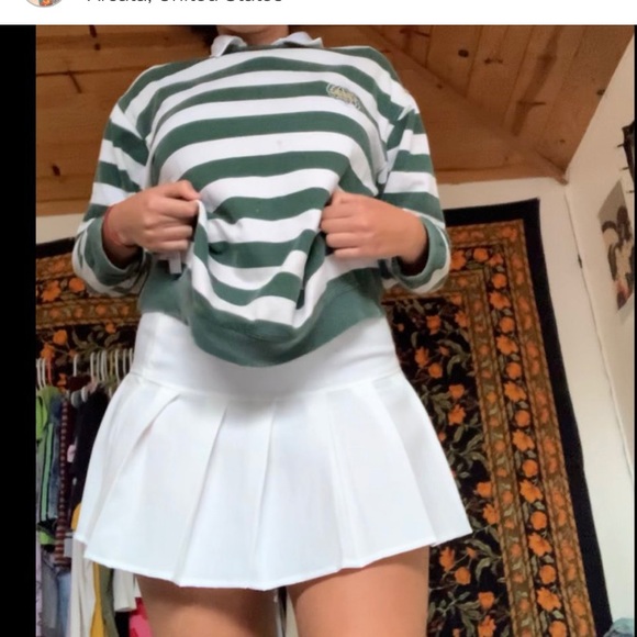 White Pleated drop waist mini skirt - Picture 2 of 3